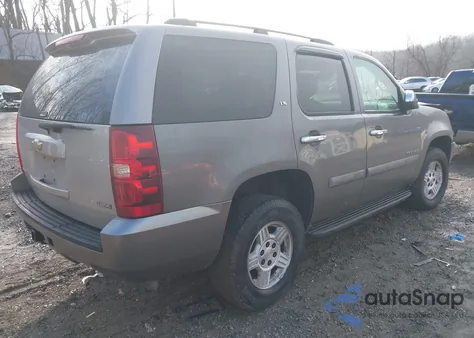 2008 Chevrolet Tahoe Ls z USA, uszkodzony, nr VIN 1GNFK13048J224746